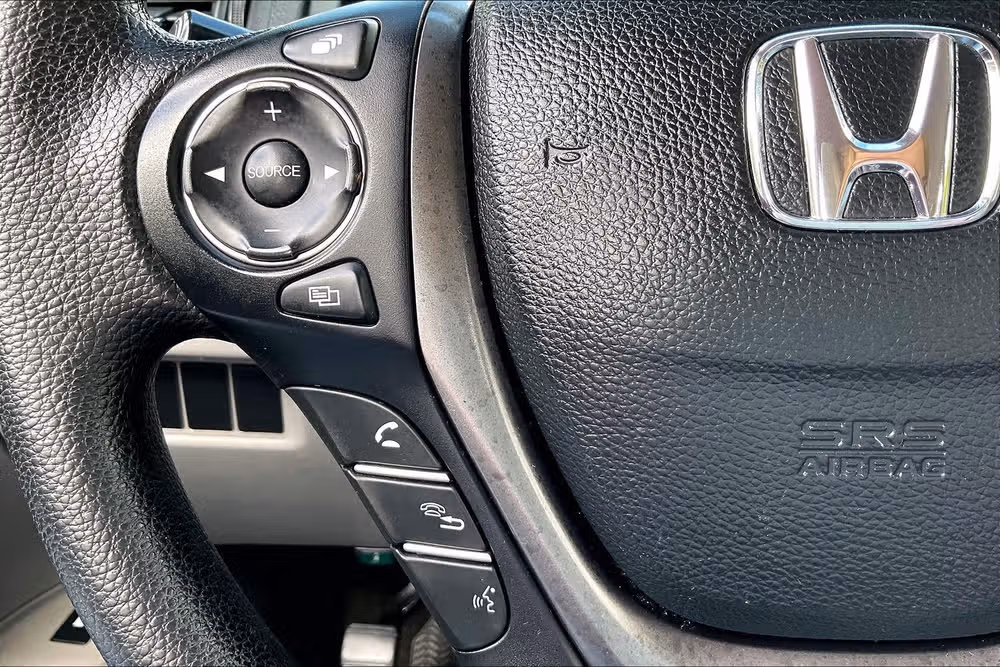 2017 Honda Pilot EX Image 17