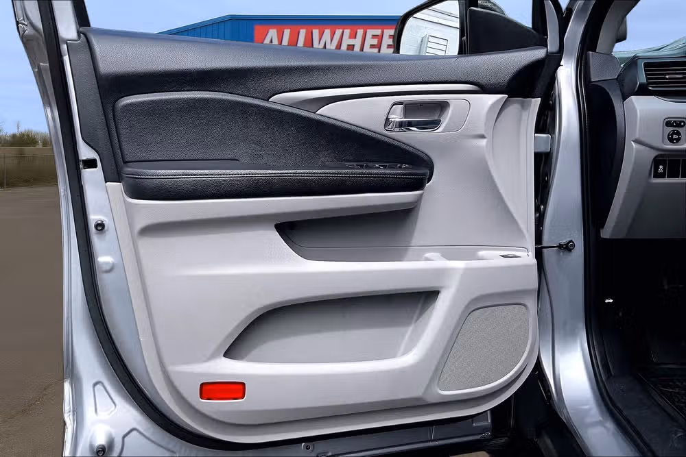 2017 Honda Pilot EX Image 22