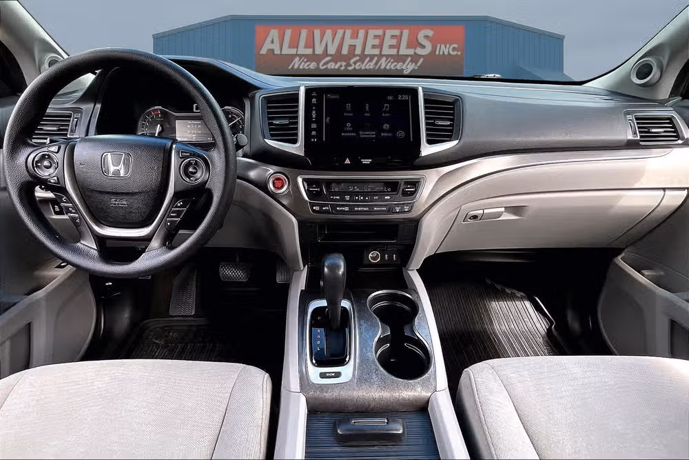 2017 Honda Pilot EX Image 15