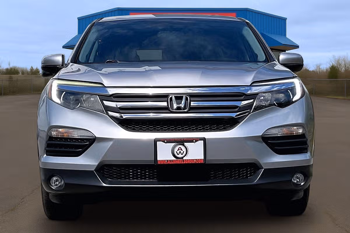 2017 Honda Pilot EX Image 3