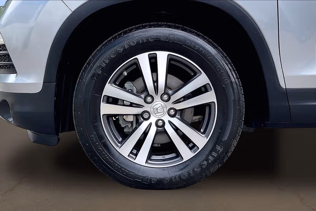 2017 Honda Pilot EX Image 9