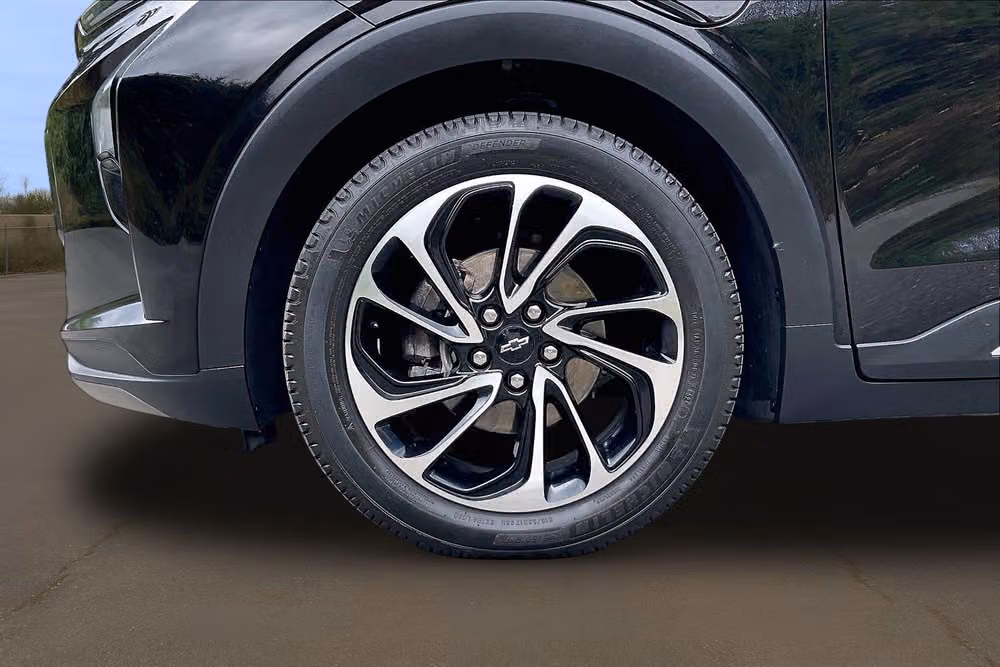 2023 Chevrolet Bolt EUV Premier Crossover Image 9