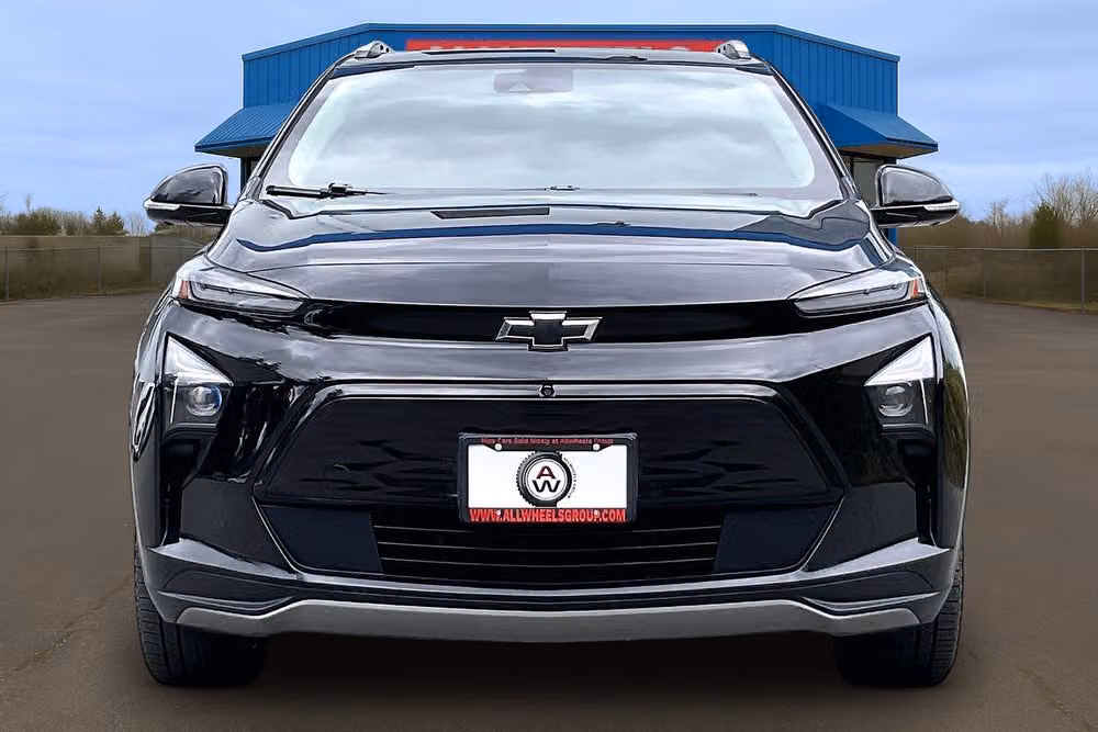 2023 Chevrolet Bolt EUV Premier Crossover Image 3