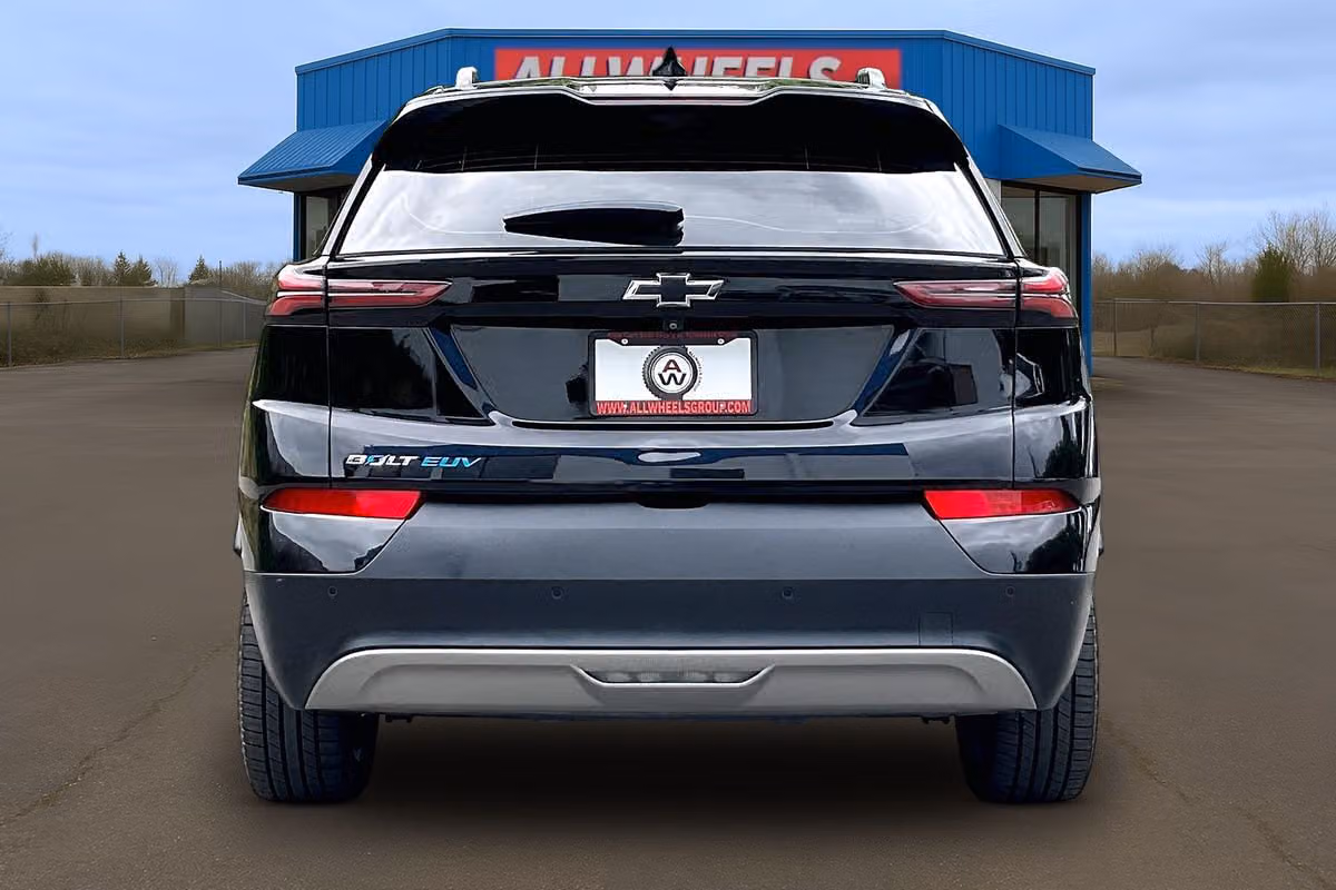 2023 Chevrolet Bolt EUV Premier Crossover Image 4