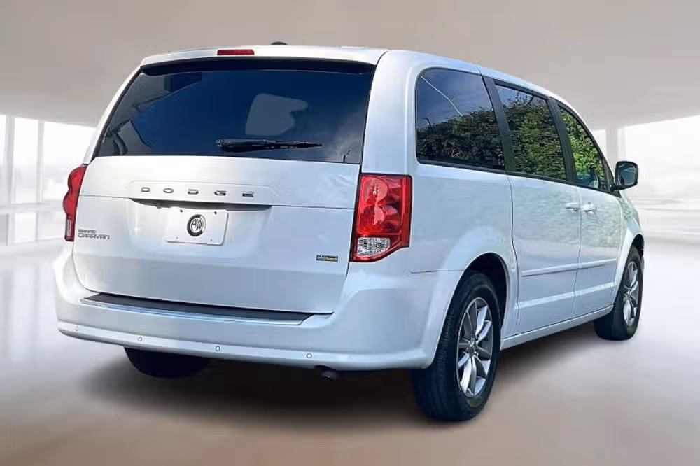 2017 Dodge Grand Caravan SE Plus Passenger Image 13