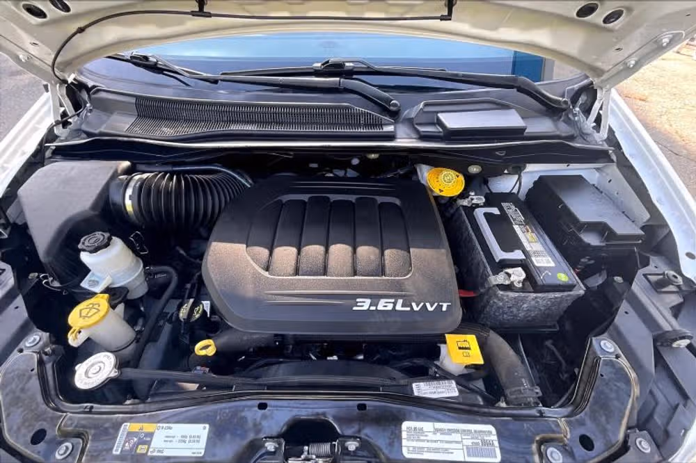 2017 Dodge Grand Caravan SE Plus Passenger Image 10