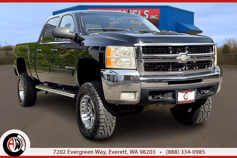 2007 Chevrolet Silverado HD 2LT 4WD Crew Cab SWB's photo