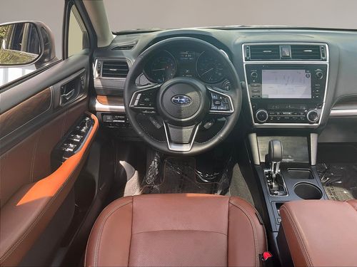 2019 Subaru Outback 3.6R Touring Crossover Lower Image 3