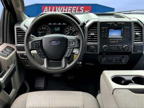 2018 Ford F-150 XLT SuperCrew Lower Image 3