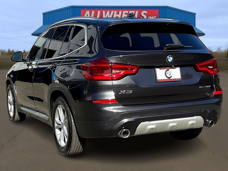 2020 BMW X3 sDrive30i Upper Image 2