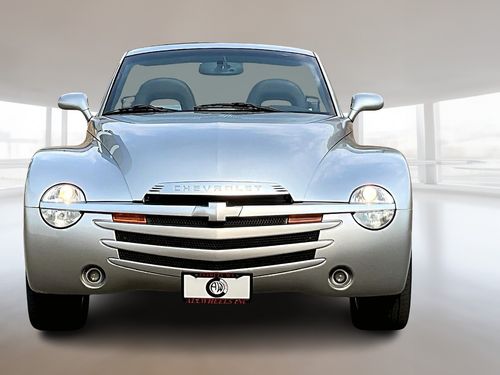 2004 Chevrolet SSR LS Regular Cab Convertible Lower Image 1