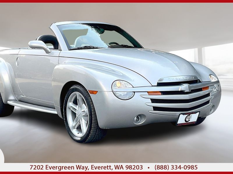 2004 Chevrolet SSR LS Regular Cab Convertible Upper Image 1