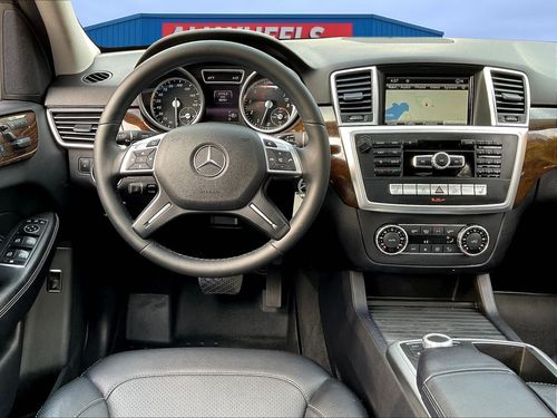 2015 Mercedes-Benz M-Class ML 350 4MATIC Lower Image 3