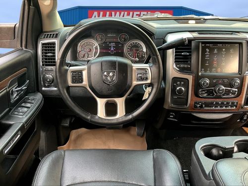 2016 Ram 2500 Laramie Crew Cab Lower Image 3