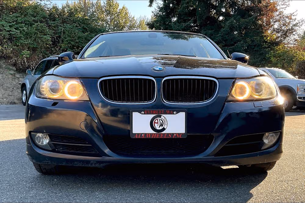 2010 BMW 3 Series 328i xDrive Image 26