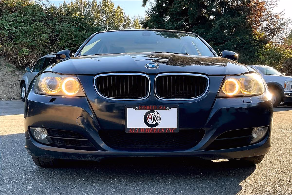 2010 BMW 3 Series 328i xDrive Image 26