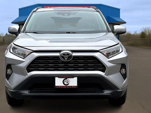 2020 Toyota RAV4 XLE Lower Image 1