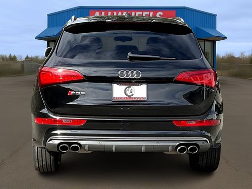 2015 Audi SQ5 3.0T quattro Prestige Lower Image 2