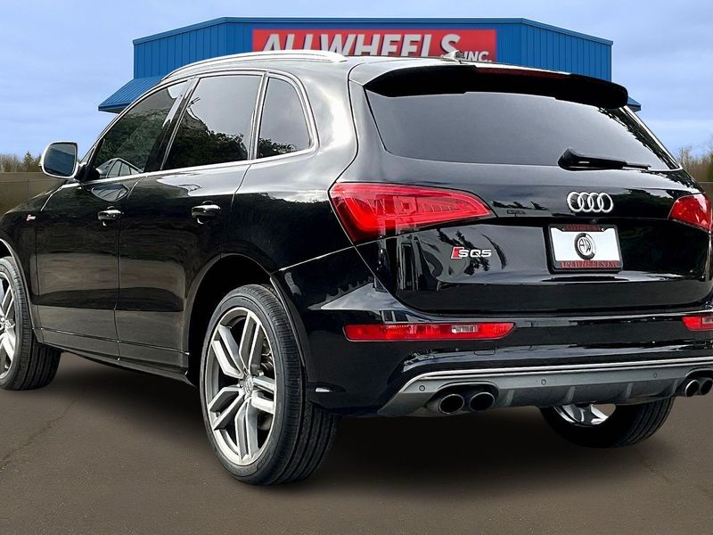 2015 Audi SQ5 3.0T quattro Prestige Upper Image 2
