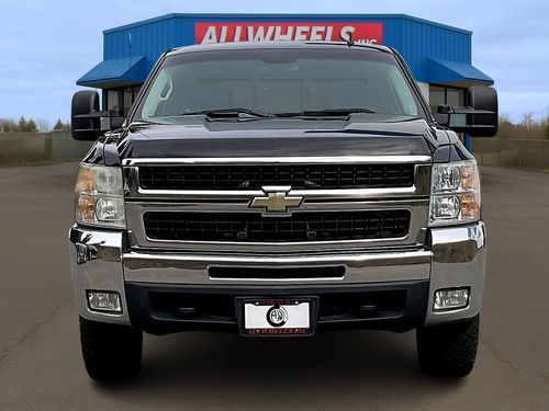 2007 Chevrolet Silverado 2500HD LTZ Pickup 4D 8 ft Crew Cab Lower Image 1