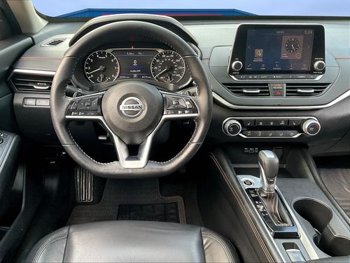 2020 Nissan Altima 2.5 SR Lower Image 3