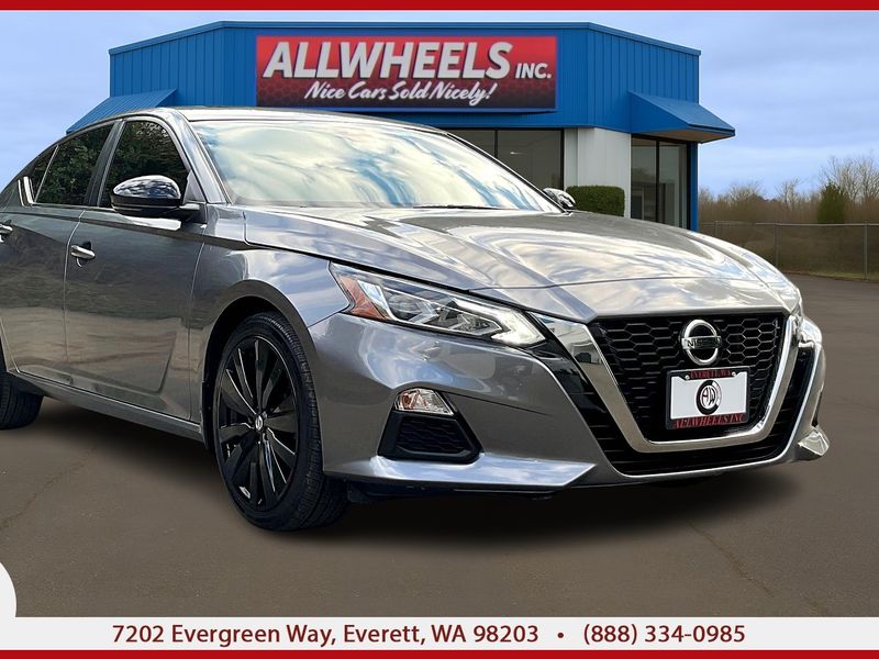 2020 Nissan Altima 2.5 SR Upper Image 1