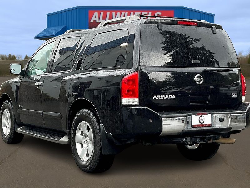 2006 Nissan Armada SE Upper Image 2