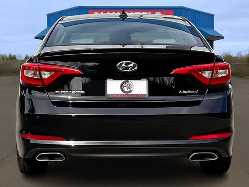 2017 Hyundai SONATA Limited Lower Image 2