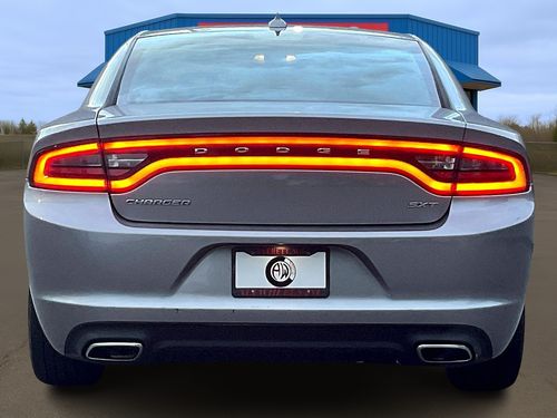 2017 Dodge Charger SXT Lower Image 2