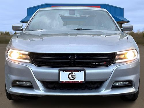 2017 Dodge Charger SXT Lower Image 1