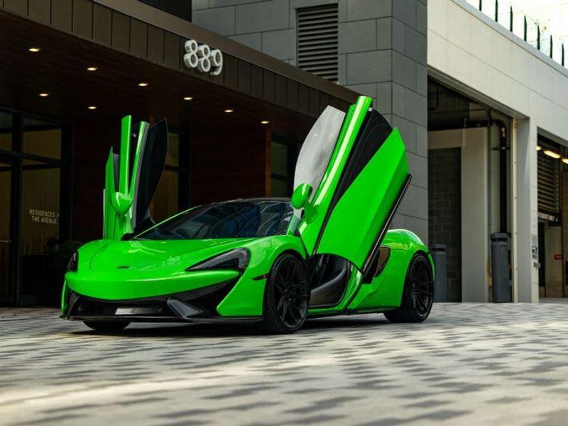 2016 Mclaren 570S Coupe S photo 2