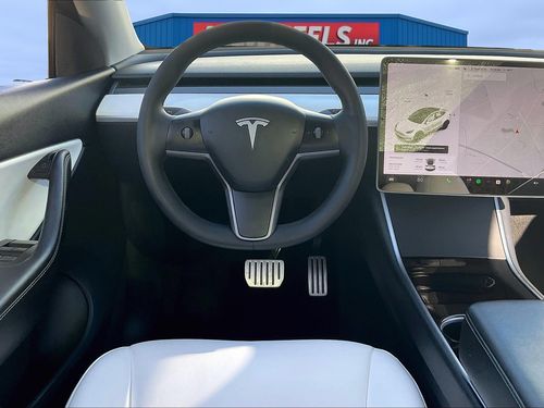 2021 Tesla Model Y Performance Lower Image 3