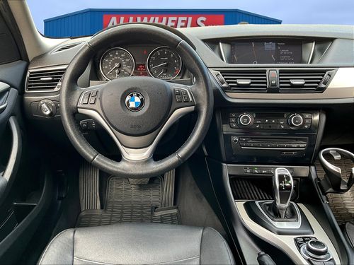 2015 BMW X1 xDrive28i Lower Image 3