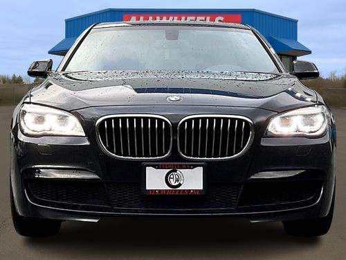 2015 BMW 7 Series 740i Lower Image 1