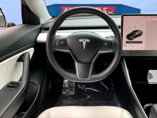 2019 Tesla Model 3 Long Range Lower Image 3