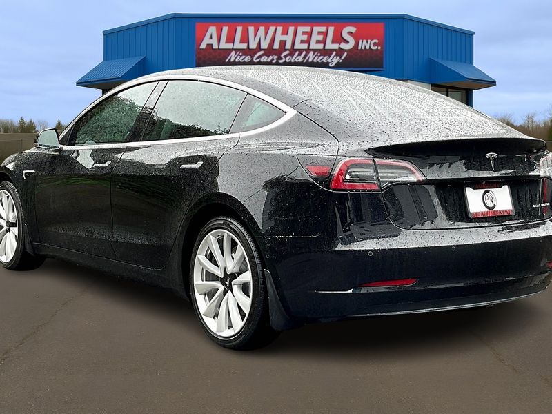 2019 Tesla Model 3 Long Range Upper Image 2