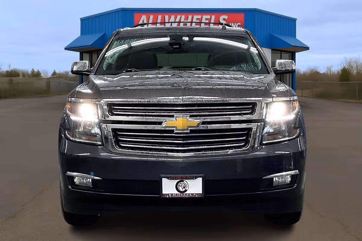 2015 Chevrolet Tahoe LTZ Image 3