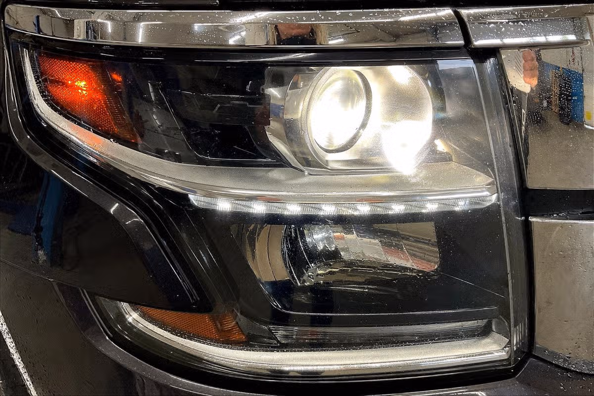 2015 Chevrolet Tahoe LTZ Image 29