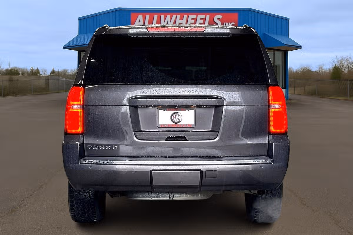 2015 Chevrolet Tahoe LTZ Image 4