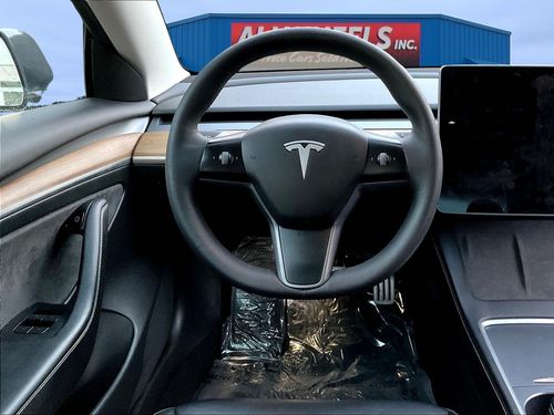2022 Tesla Model 3 Performance Lower Image 3
