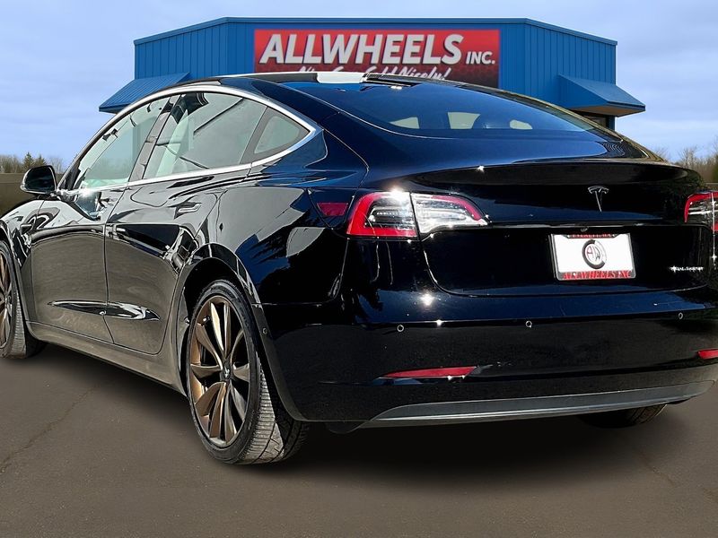 2018 Tesla Model 3 Long Range Upper Image 2