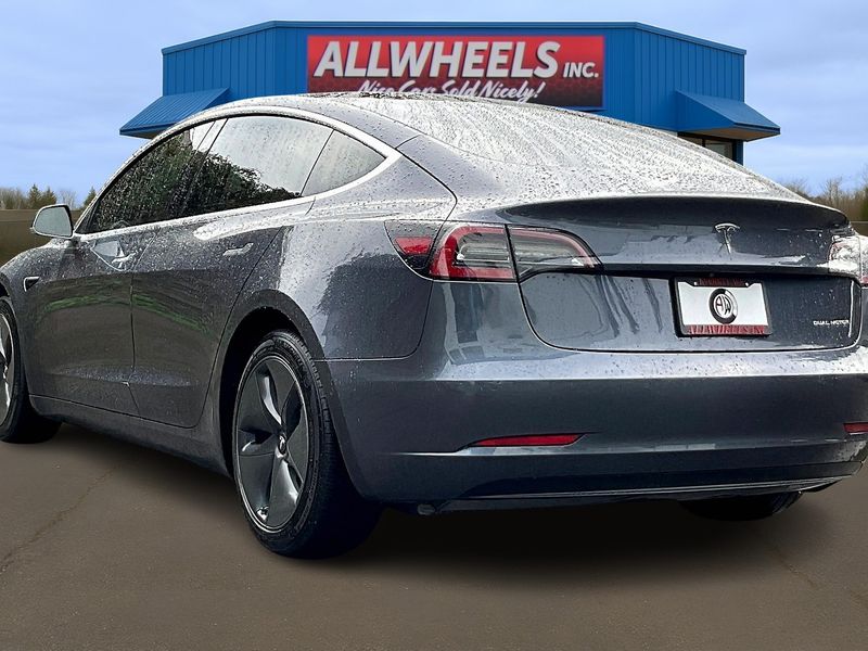 2020 Tesla Model 3 Long Range photo 2