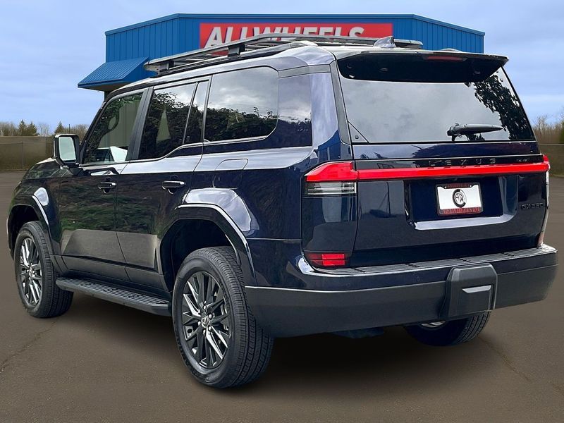 2024 Lexus GX 550 Premium Upper Image 2