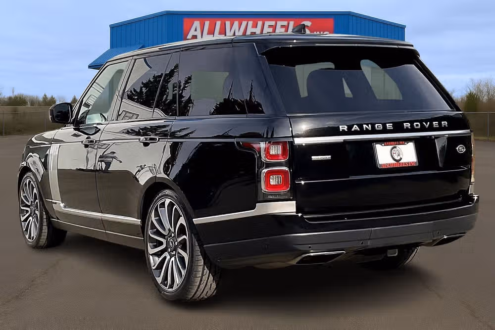 2018 Land Rover Range Rover Autobiography Image 2