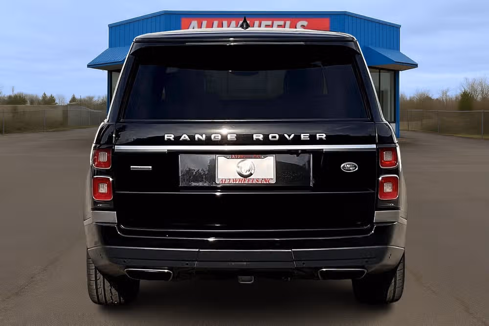 2018 Land Rover Range Rover Autobiography Image 4