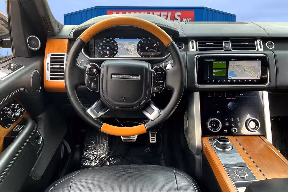 2018 Land Rover Range Rover Autobiography Image 5