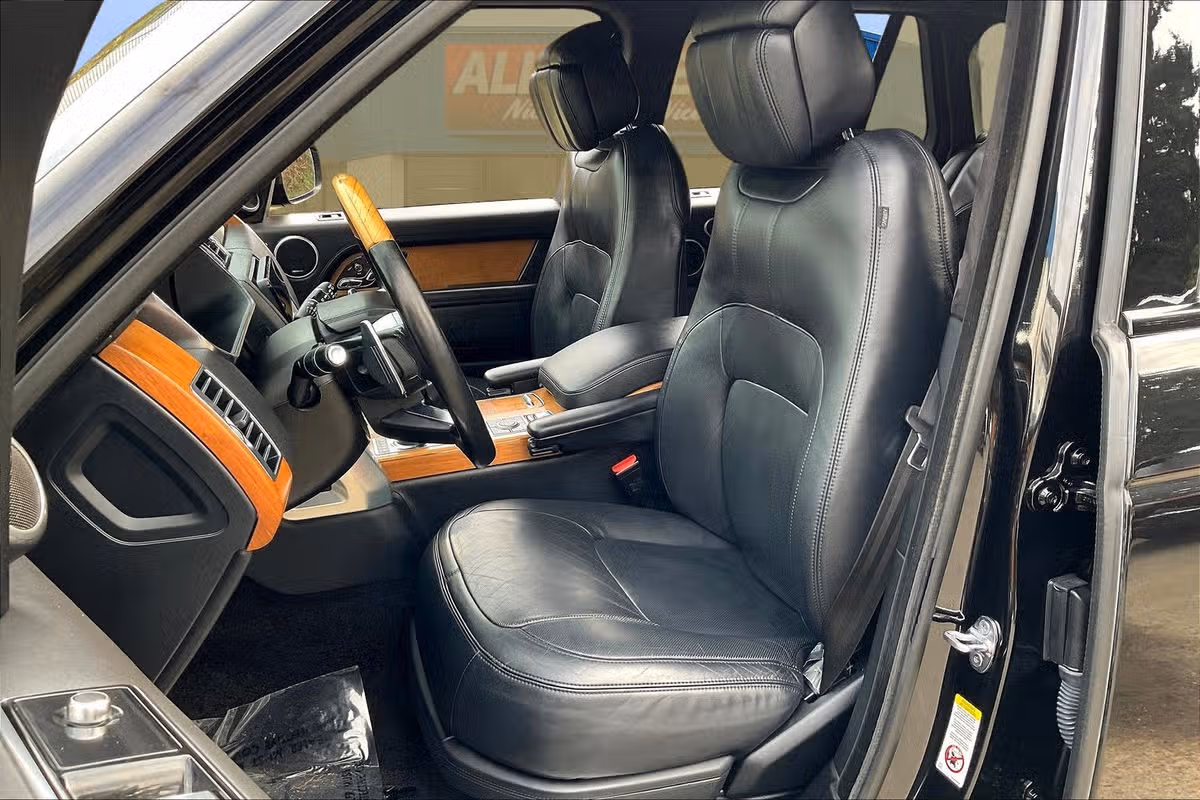 2018 Land Rover Range Rover Autobiography Image 25
