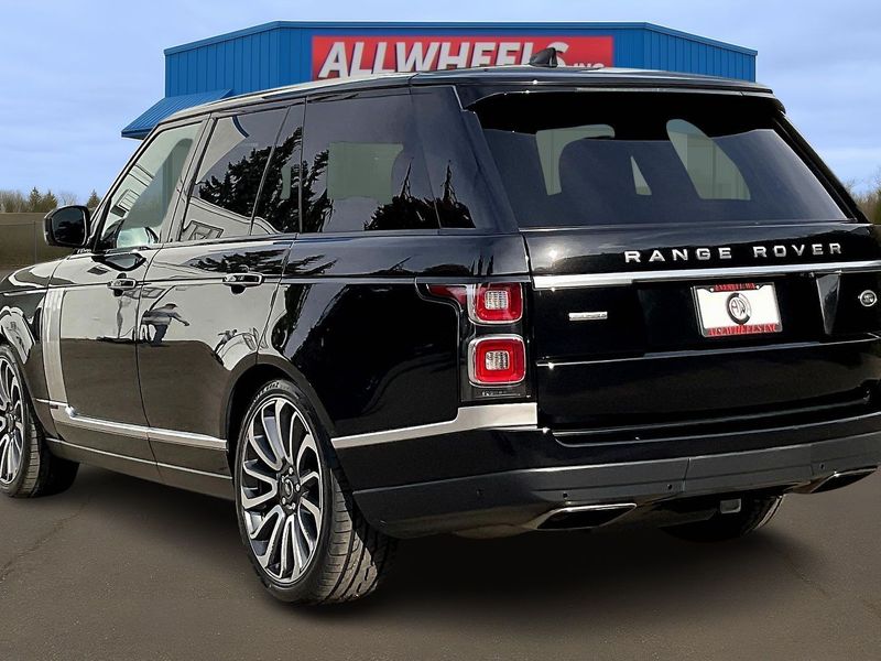 2018 Land Rover Range Rover Autobiography photo 2