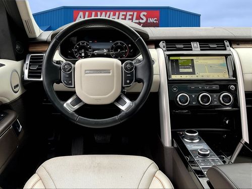 2018 Land Rover Discovery HSE Luxury Td6 Lower Image 3