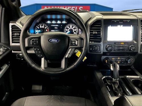 2018 Ford F-150 XLT Lower Image 3